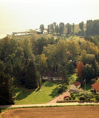 000901_12_std.jpg